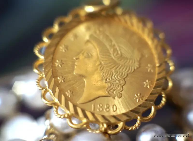 多国从美运回黄金，美元信誉遭质疑！

美国信誉崩塌的信号已经越来越明显，一场席卷