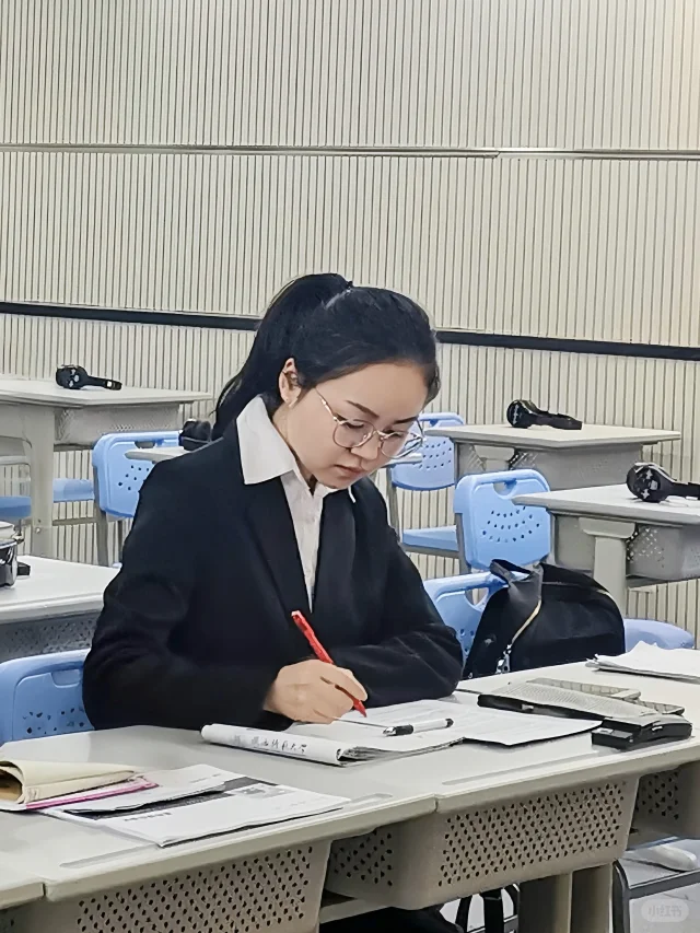 6年英语专业坦白局，二本到211，老师到工程师