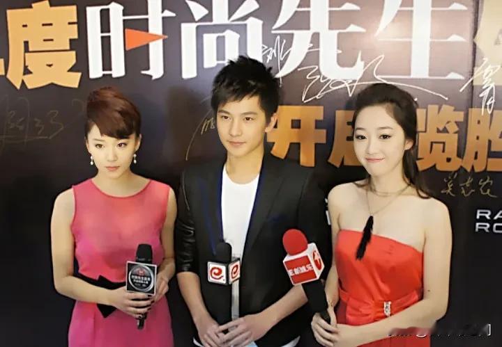 当年他们真的好鲜，如今阚清子和杨洋发展的还不错，只是蒋梦婕很少活跃在荧屏，也不知