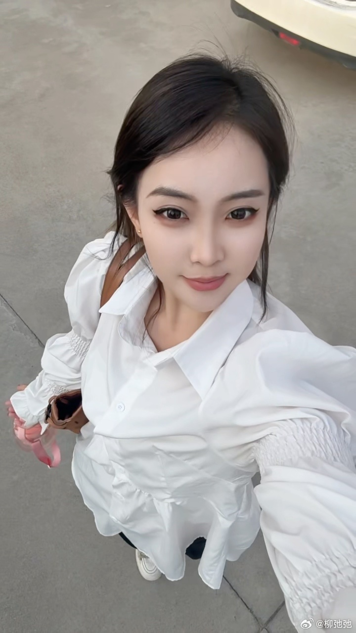 嘿嘿嘿嘿😈秀一波～ ​​​