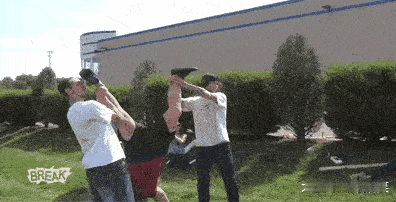 意外来的很突然、很猛烈、很痛苦。