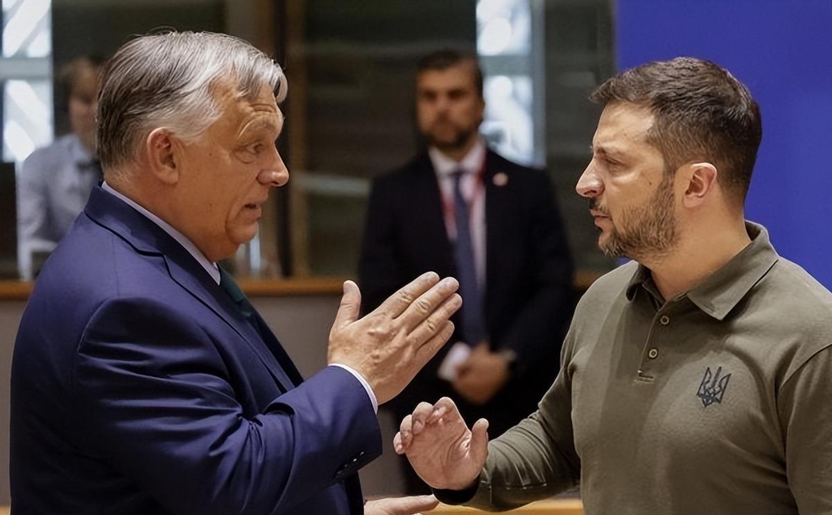 8000万美元现金，7名乌克兰人全被控制，其中还有前情报官员。这不是电影，是3月