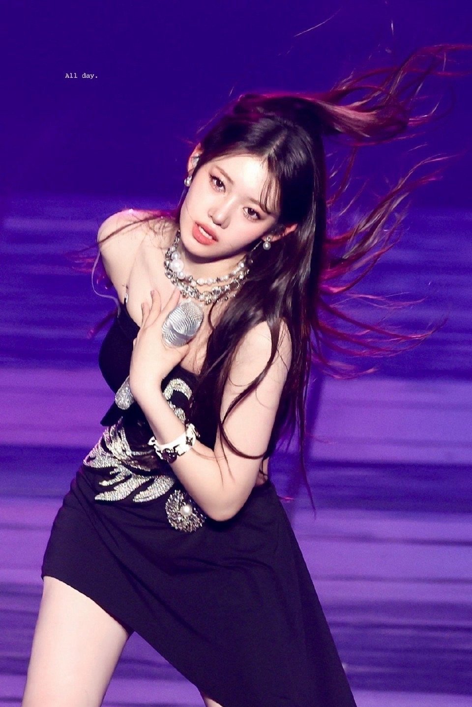 babymonster首尔演唱会 这是谁啊😨从顶级神颜那儿看到的 真的美我一大