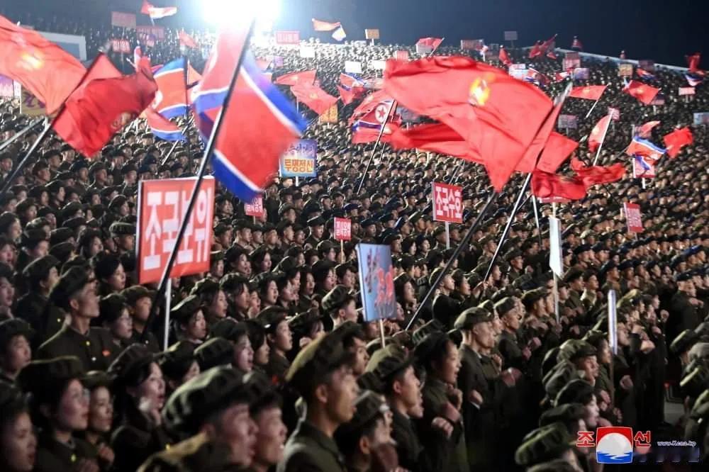 【朝鲜官方讯息】朝鲜全国有140多万名青年学生报名参军复队

 要严惩侵犯神圣的