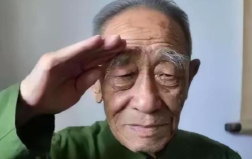 他是飞夺泸定的营长，却被当"汉奸"批斗二十年，杨得志登门见其惨状，当场写下一行字