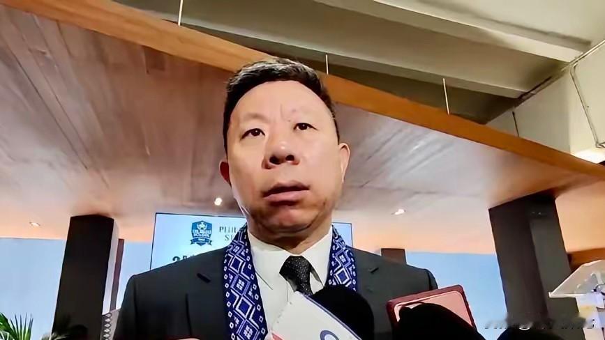 中方大使说了一句大实话，但是马科斯政府却破防了。
驻菲大使井泉在采访中直接表示：