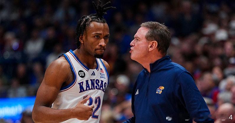 就在对阵亚利桑那大学比赛开始前，堪萨斯大学后卫达林·彼得森因"流感样症状"被确认