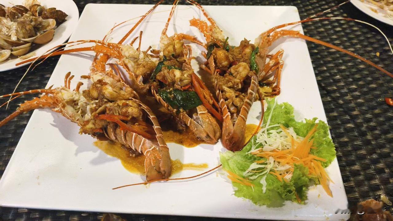 当代男生女生是真不想结婚吗？


其实大多数人都不是的，其根本原因就是在于不想烦