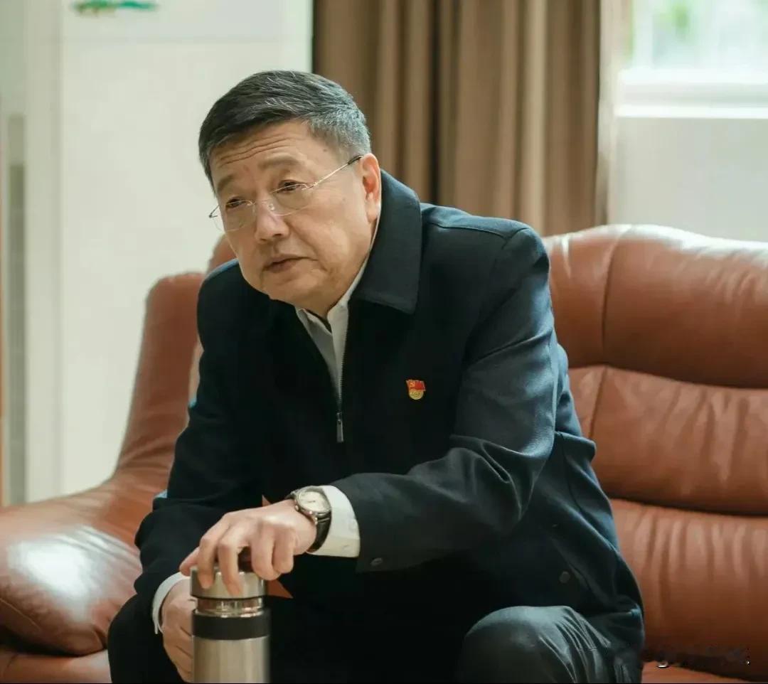 72岁老戏骨秦焰晚年过得很充实，生活也很幸福，年初刚录完本命年视频

8月10日