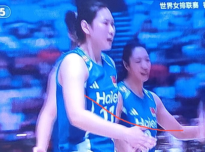 中国女排香港站收官，五局失利留下的不是一句遗憾

19比25、25比21、25比