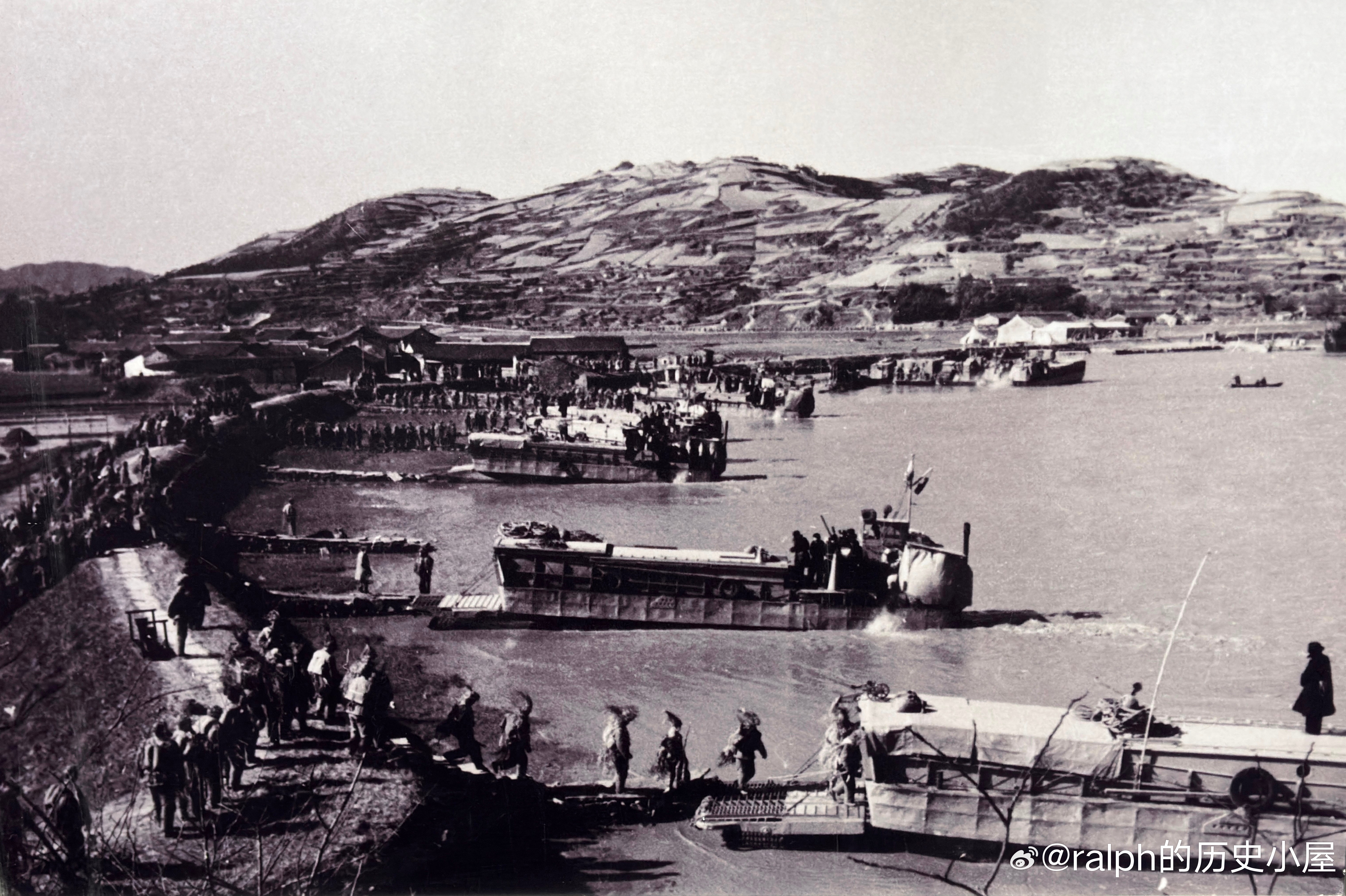 1954年12月我军在穿山港演练登陆作战军事历史全触达