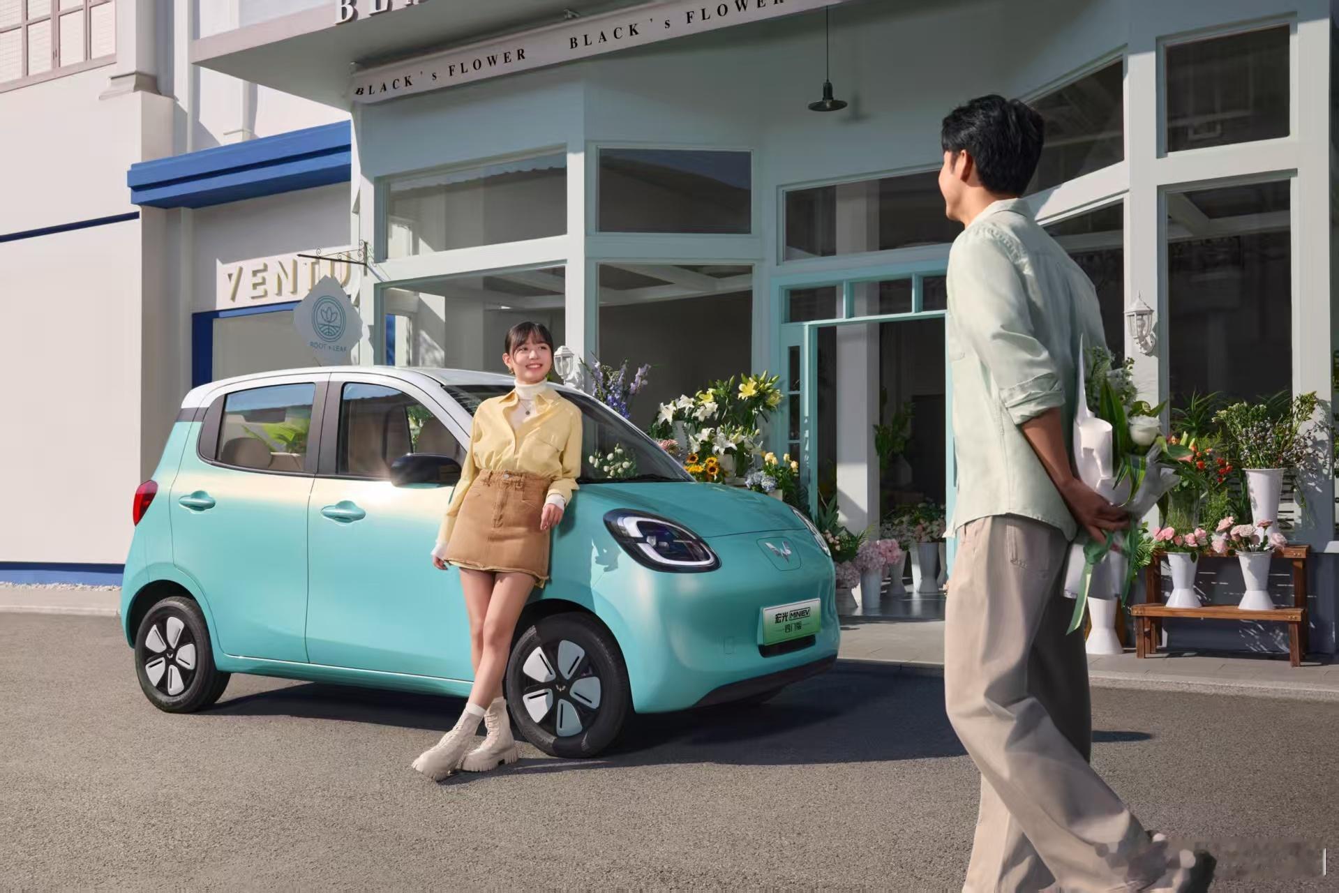 宏光MINIEV10月热销超6万台，累计销量180万，问鼎中国品牌纯电市场销量 