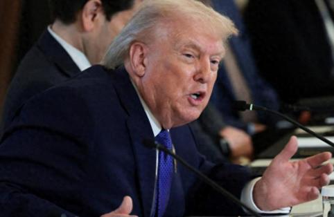 特朗普摊牌了！美国众议院高票通过法案，要把中国踢出G20和国际清算银行。但这次，