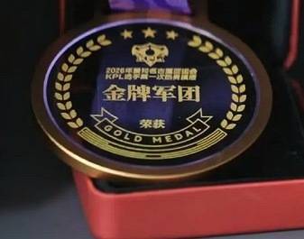军书十二卷 卷卷有诺名卖惨的队友在哪儿发财呢？ 