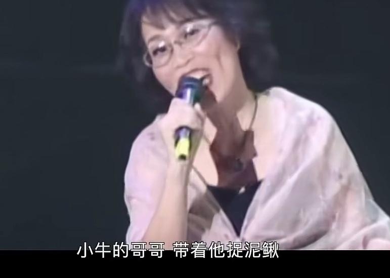 这是我听错最搞笑的歌词，最早听声音没有视频字幕，我一直认为是“大疙瘩好不好，咱不