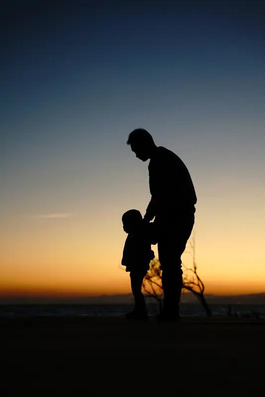 一个家，什么最重要？有人觉得是财富，有房有车、存折满满才踏实。但我认为，家的核心