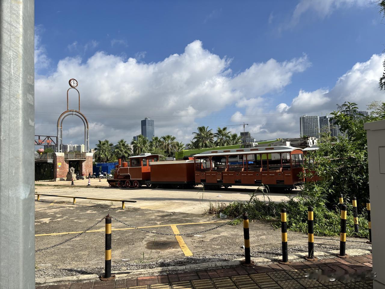 南宁“南铁记忆”文化街
南铁记忆文化街刚开业时也是众多市民打卡的景点，如今也逃不