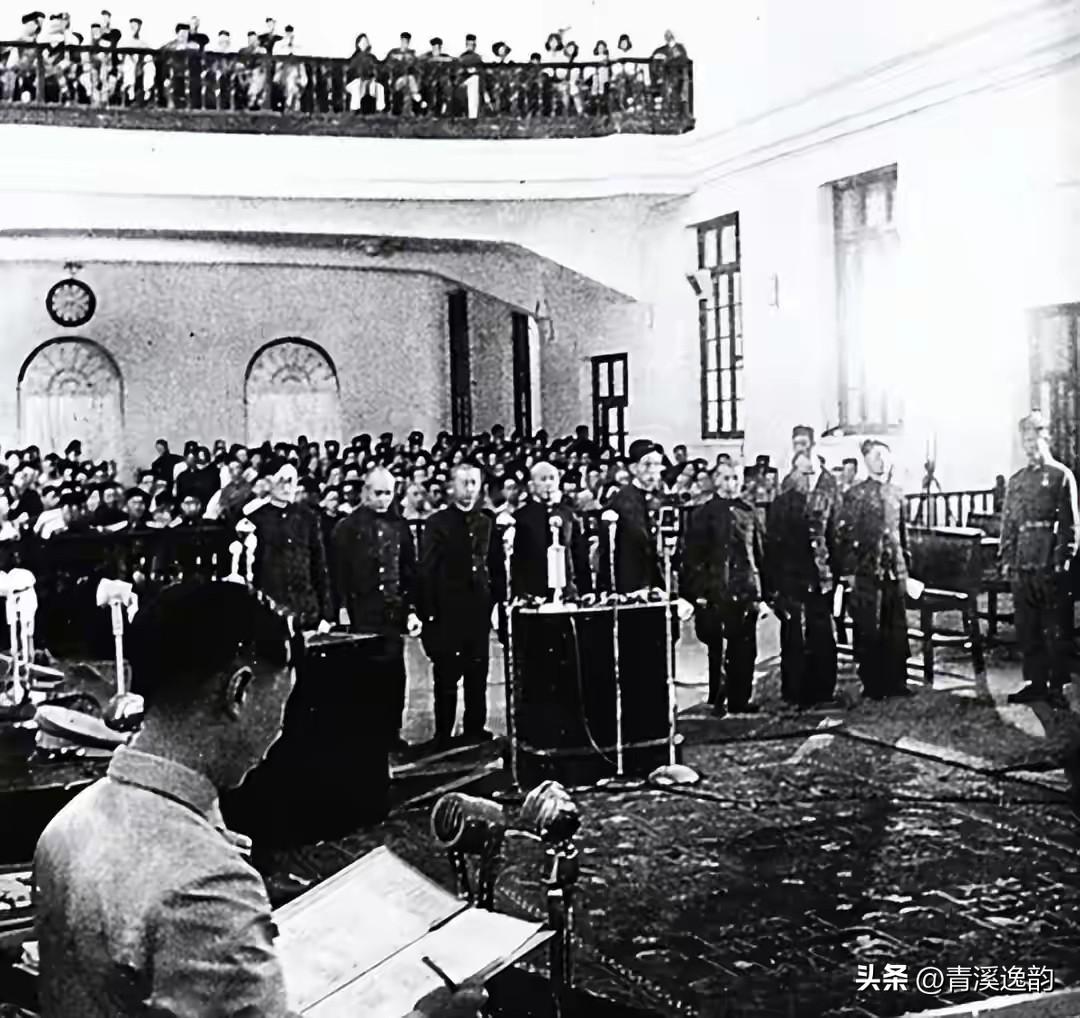 340人被脱掉上衣，供日军屠杀取乐，相乐圭二辩解：只撕开了扣子
 
这话听着像天