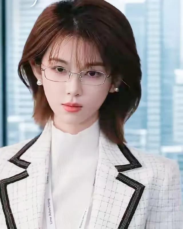 壁纸壁纸大全 视觉治愈壁纸 风景美壁纸 美女风景壁纸 仙气美人壁纸 神作手机