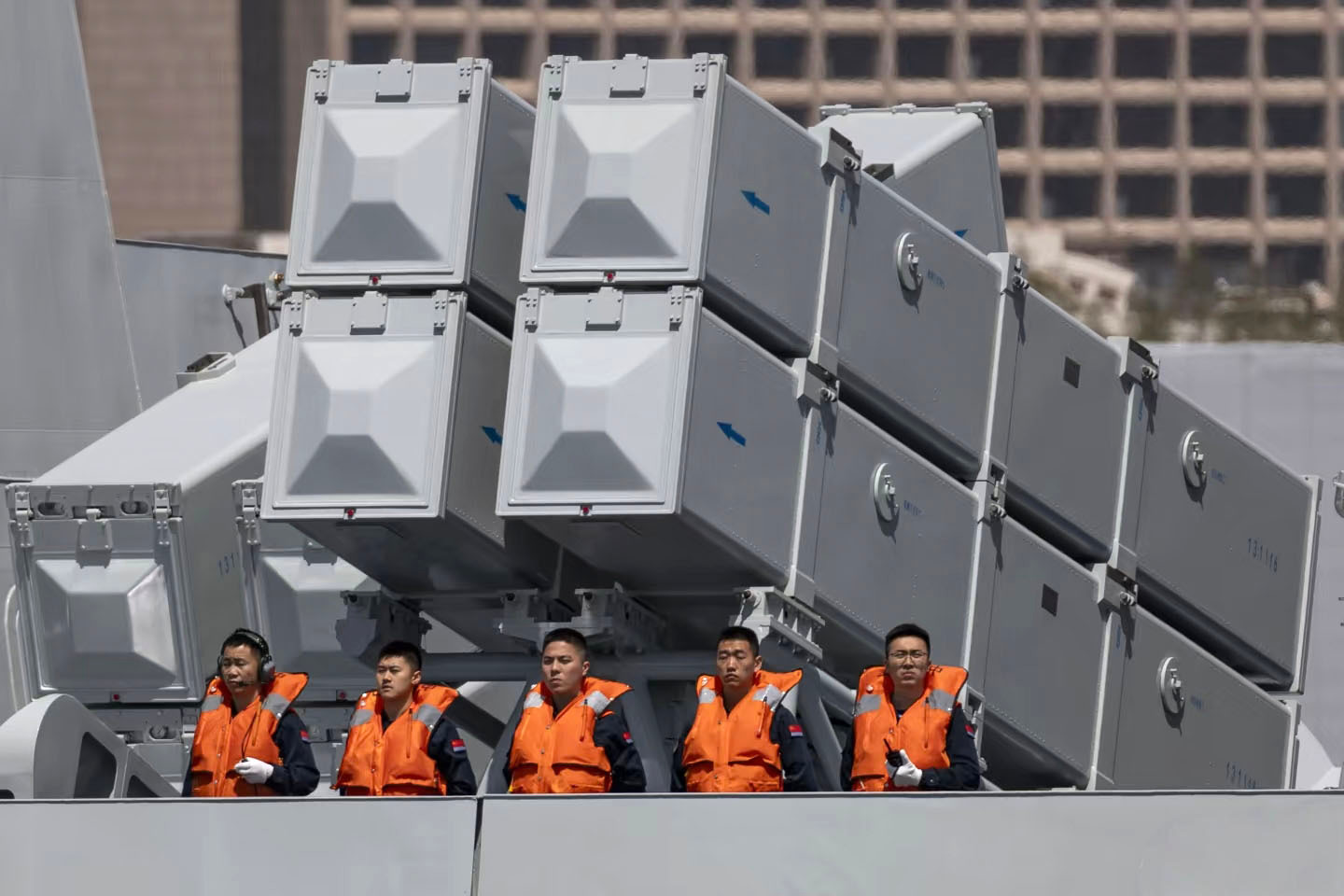 YJ-83聚焦来看，还是威武423海军节