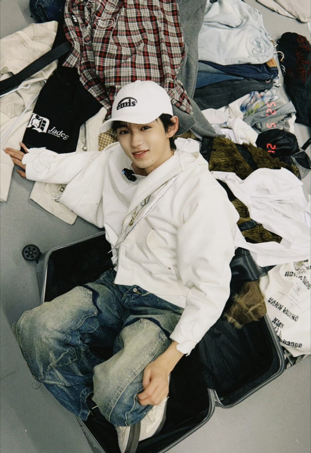 宋亚轩二月顺利！旅行玩的得开心 吃饱饱穿暖暖多多出片 希望亚轩这次可以追到极光噢