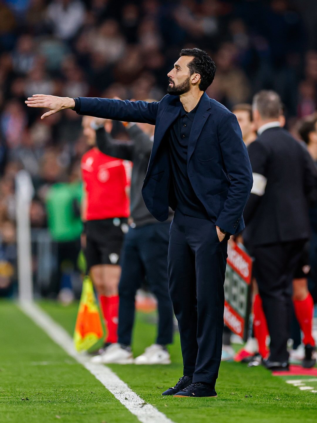 零点电台：阿韦洛亚决定给球员们放两天假，今天和明天都不训练。🏝️🏖️hala