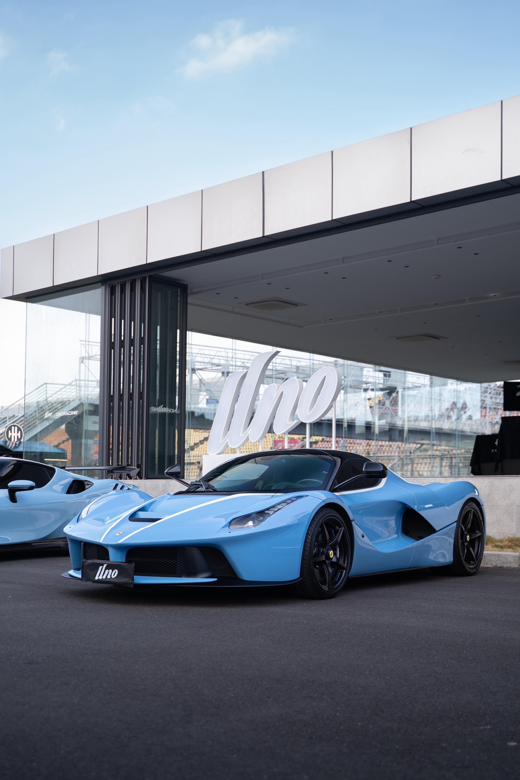 国内唯一Baby Blue的法拉利拉法