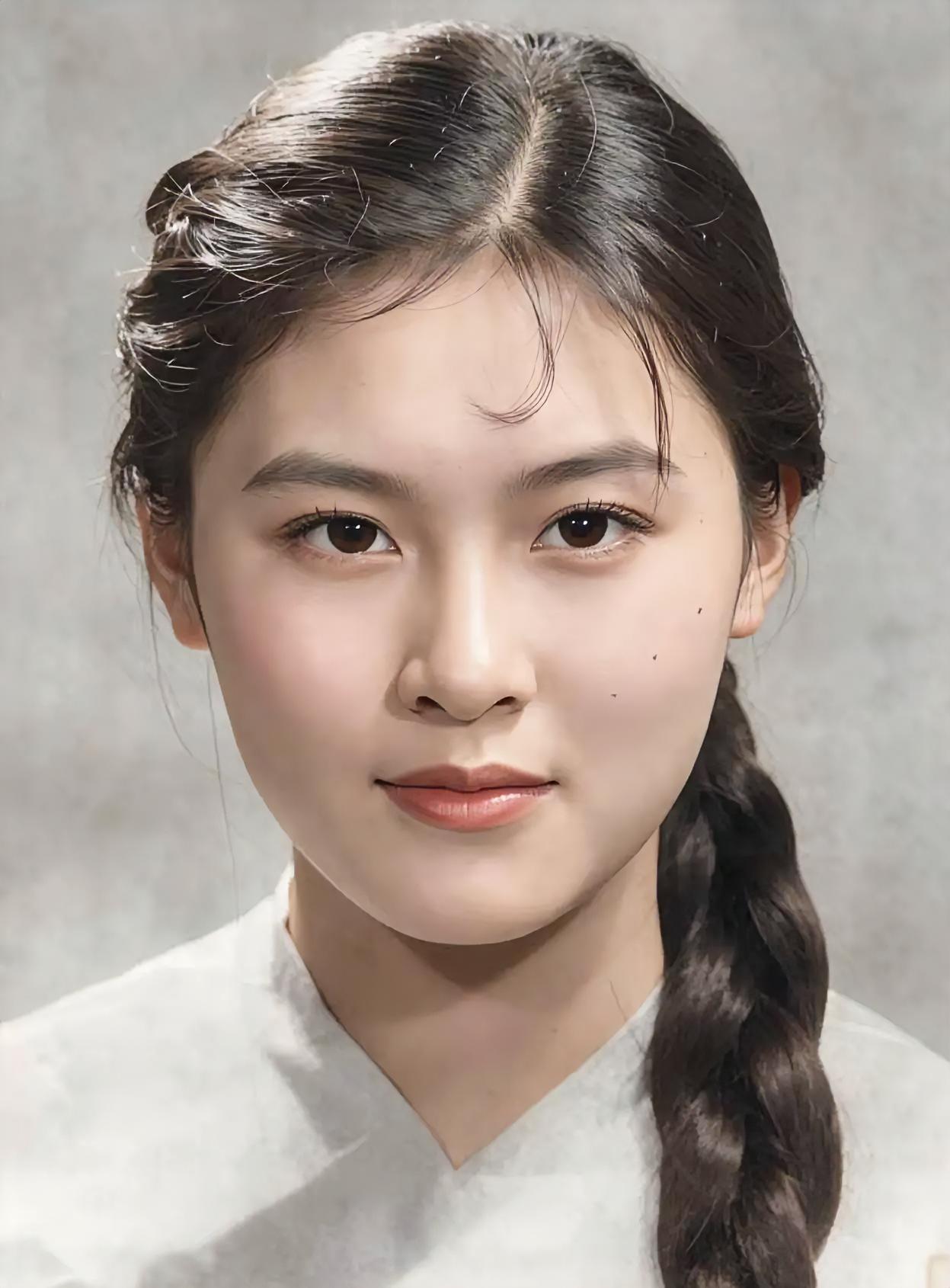 丈夫唐凤楼终身未再娶，半生忙着传承阿诗玛文化，默默怀念妻子。
当年的双胞胎儿子早