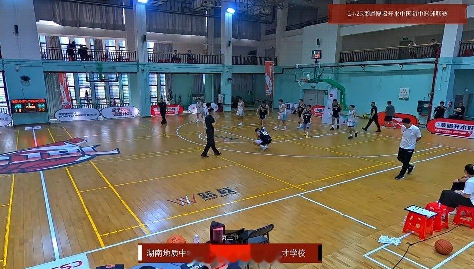 佛山大沥这个梯队这么强啊～～一路赢没有对手呀，这广东青少年篮球终于看到点水花了呀
