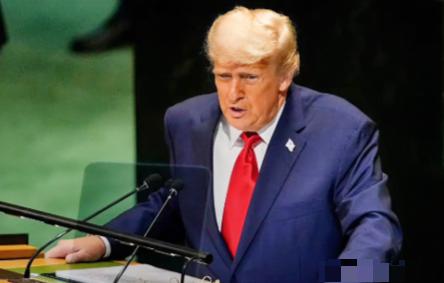 特朗普指责中国！在第80届联合国大会上发言时，美国总统特朗普点名指责中国、印度和
