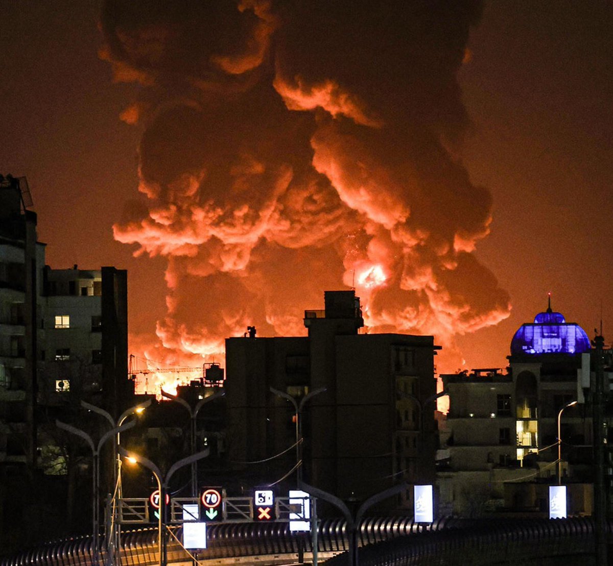 美以对伊行动出现重大分歧。以军7日袭击德黑兰燃料储存设施，美方对此不满，认为打击