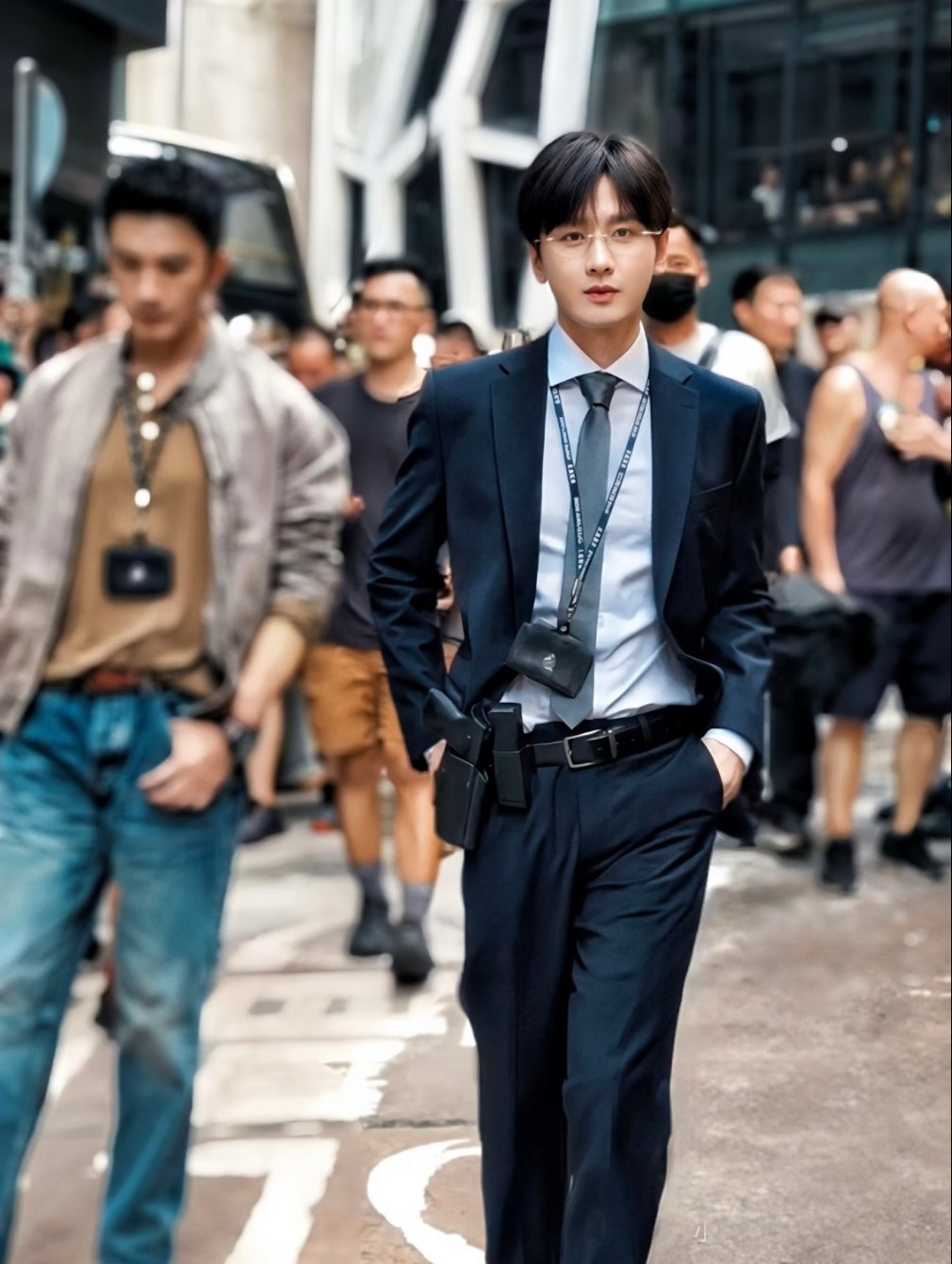 人群再拥挤，林sir的亮眼程度依旧一眼沦陷😍 