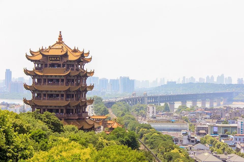 不管是娶媳妇儿还是嫁人，湖北人都是最好的选择，湖北男生上进、有责任心、孝顺、顾家