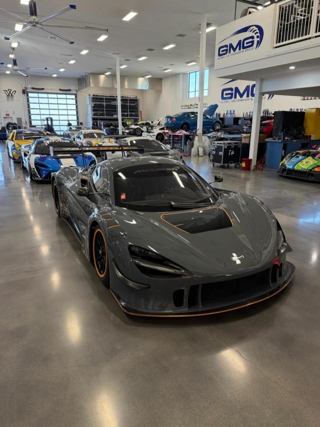 不是，你们买的车都这么夸张吗？Damn! 太帅了!我近些年太喜欢迈凯伦了，很纯很