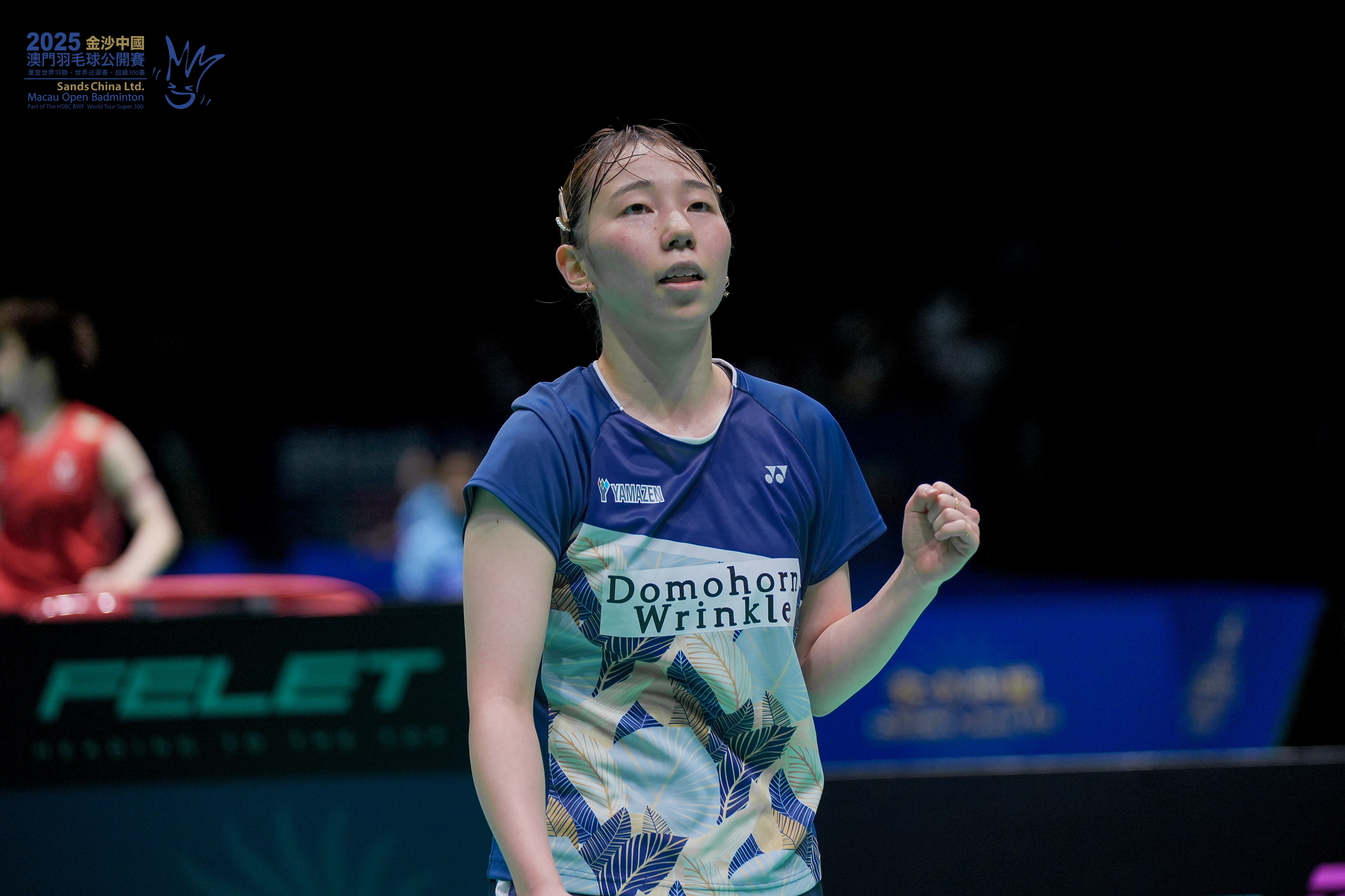 郡司莉子🇯🇵 21-18、13-21、21-11 🇸🇬杨佳敏下轮：高昉洁