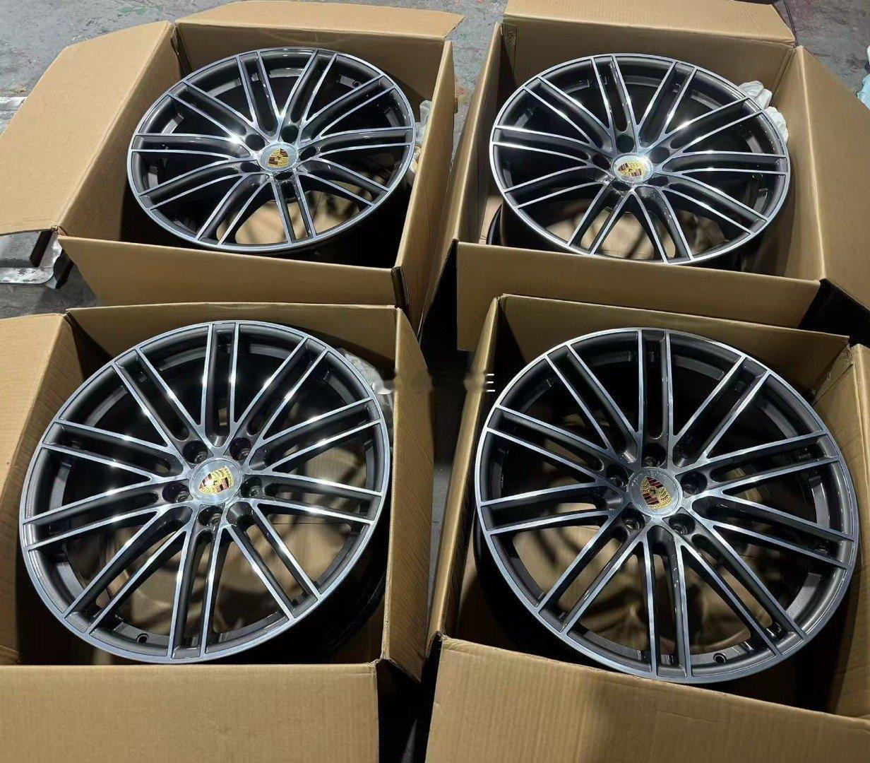 保时捷 卡宴 原厂22寸轮毂二手一套，成色很新，稀缺正品锻造 