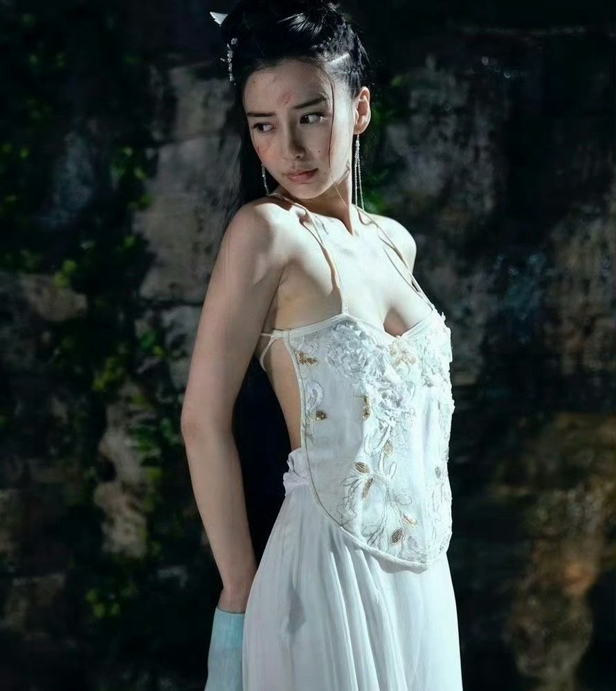 没想到杨颖还有这种穿搭…… 