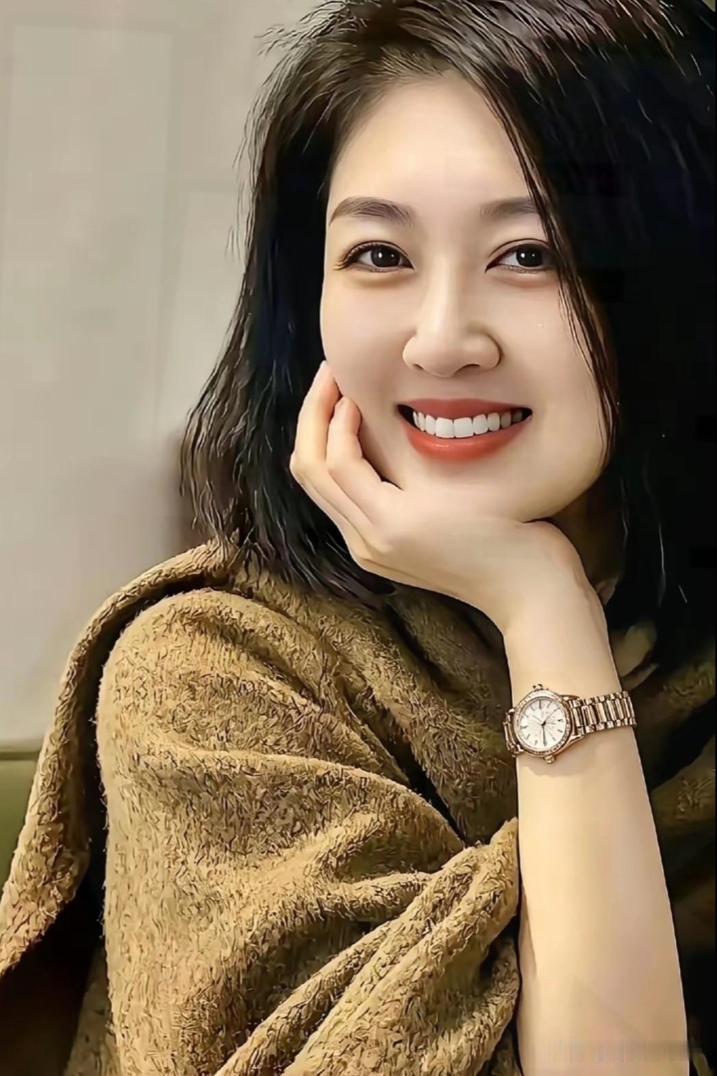 异性知己，
成年人婚姻里该不该拥有？
 
很多人婚后内心深处，都盼望能有一位异性