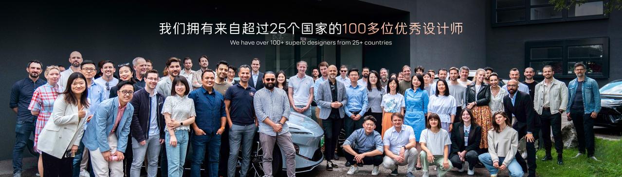 央企定义新豪华！ 在今年的重庆车展上，阿维塔带着全系车型亮相，并且宣布品牌累计销