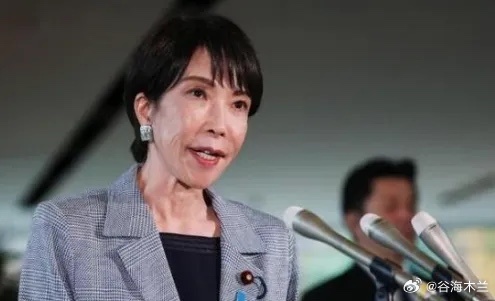 中俄联手都镇不住高市早苗，知名学者判断：中日一个月之内或有空战。说白了，高市早苗