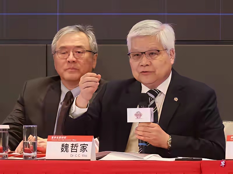 台积电董事长魏哲家：“台积电前景非常好， 对手10年想追上是做梦。” 