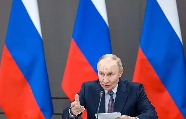 铁了心要灭掉中国？一股可怕力量来了！这回不是美国出手，普京笑到最后。

很多人一