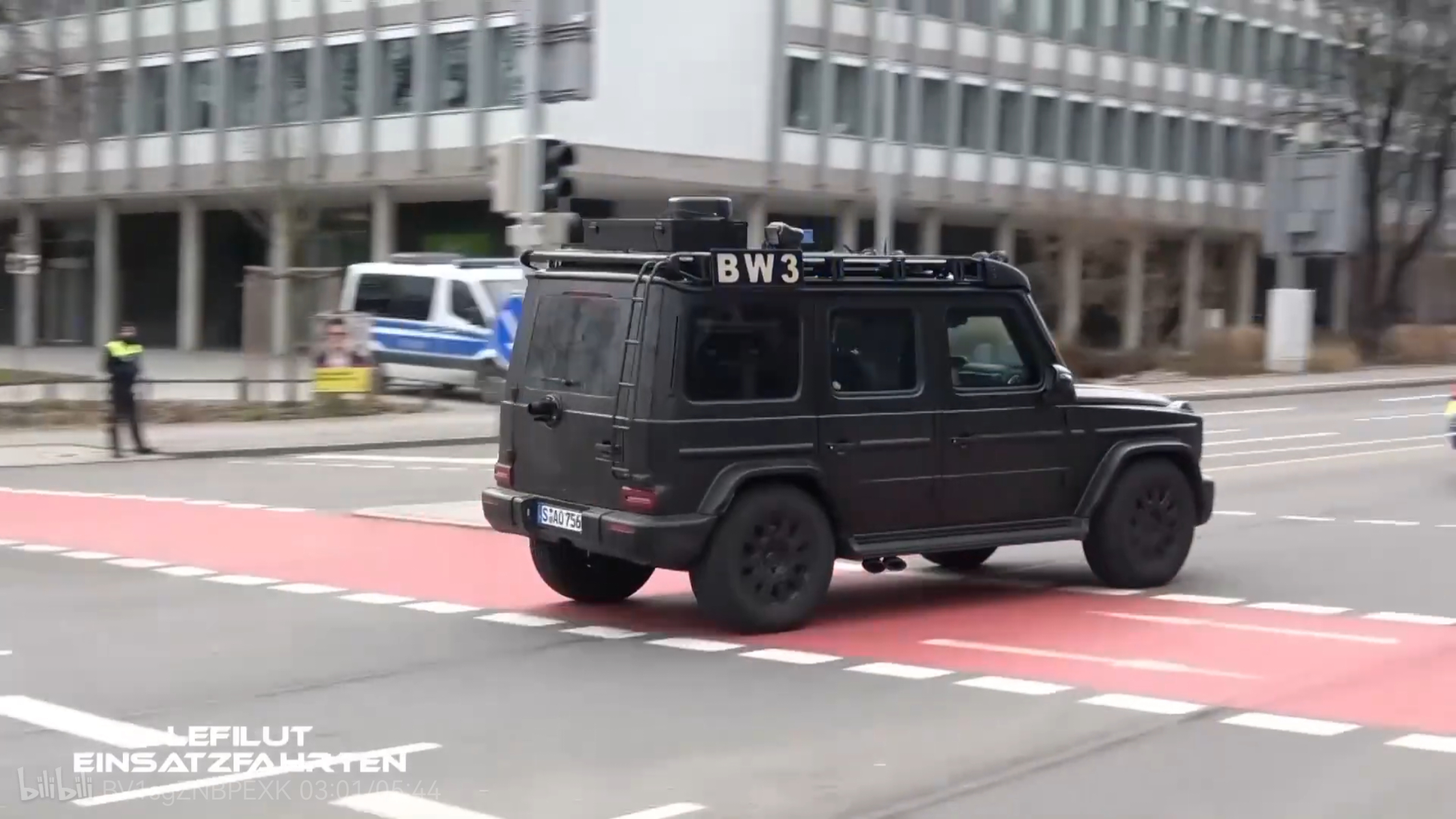 防弹车 防弹G级安保车 没了备胎更帅更战斗 