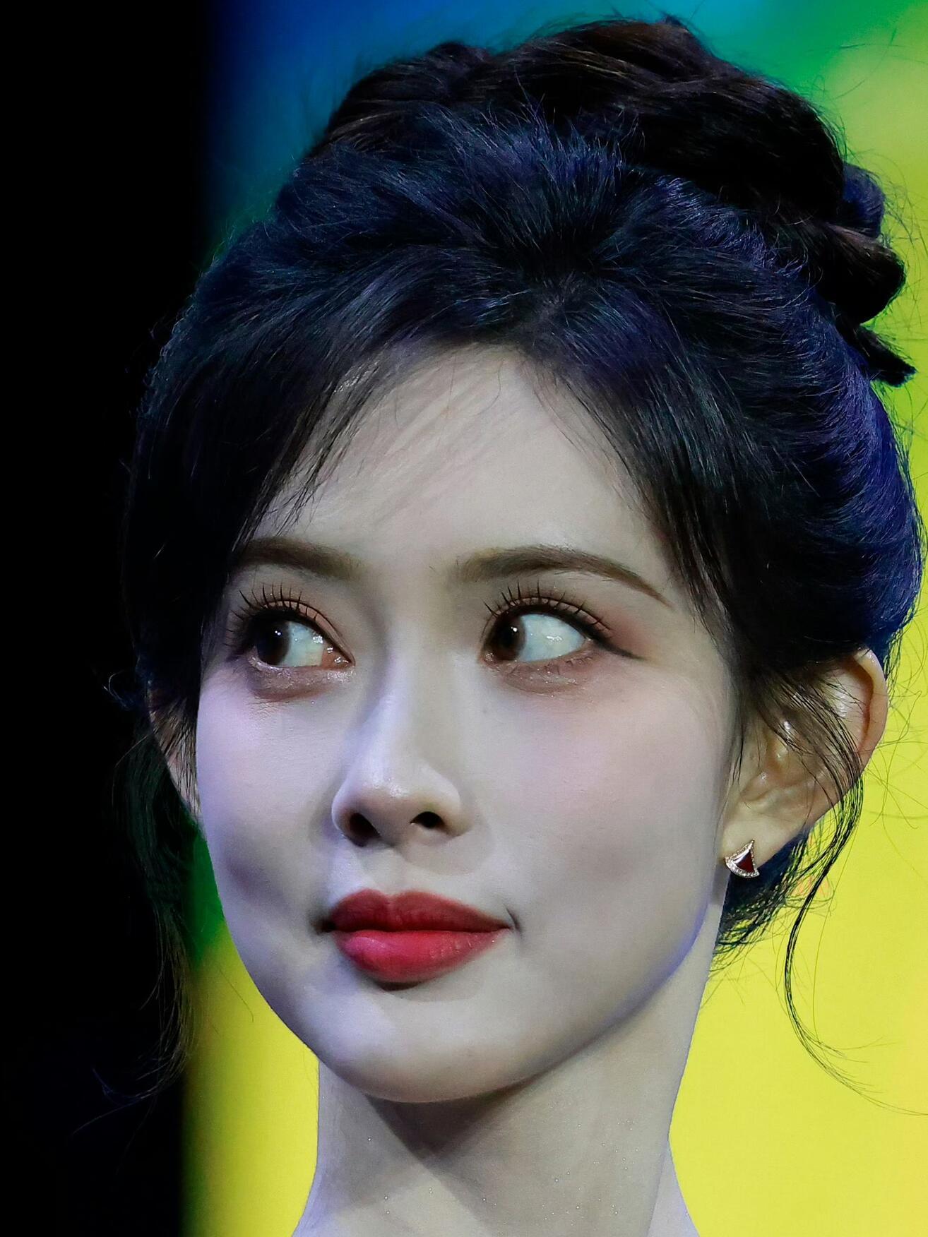 孟子义杨紫两人有点神似 ​​​