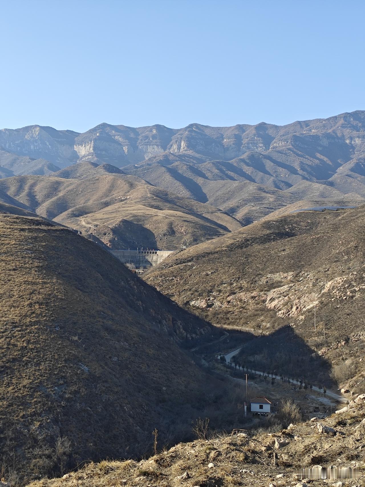 伊朗为什么才醒悟?
伊朗明确拒绝与美国再谈，核心是信任彻底崩塌、美方一边谈一边打