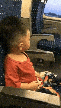 你小子还想跟着走[大笑][大笑][大笑]