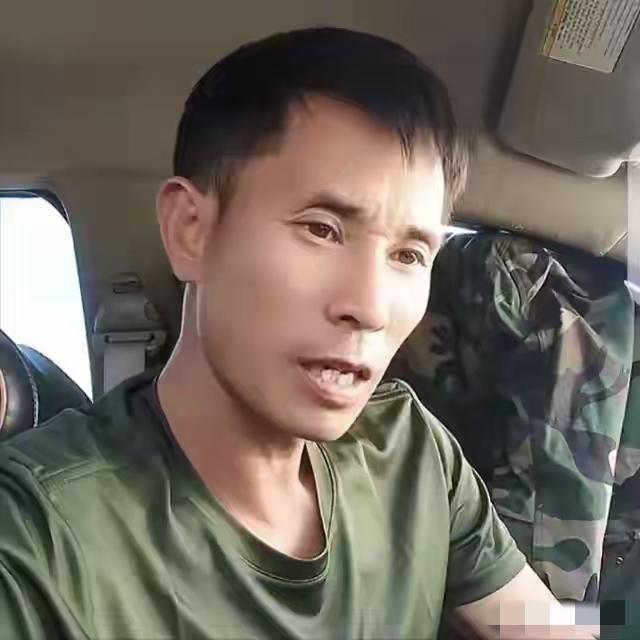 缅北果敢“网红”朱玉生在快手上时常与大家见面，传递一些果敢时政和其它重大事件。但