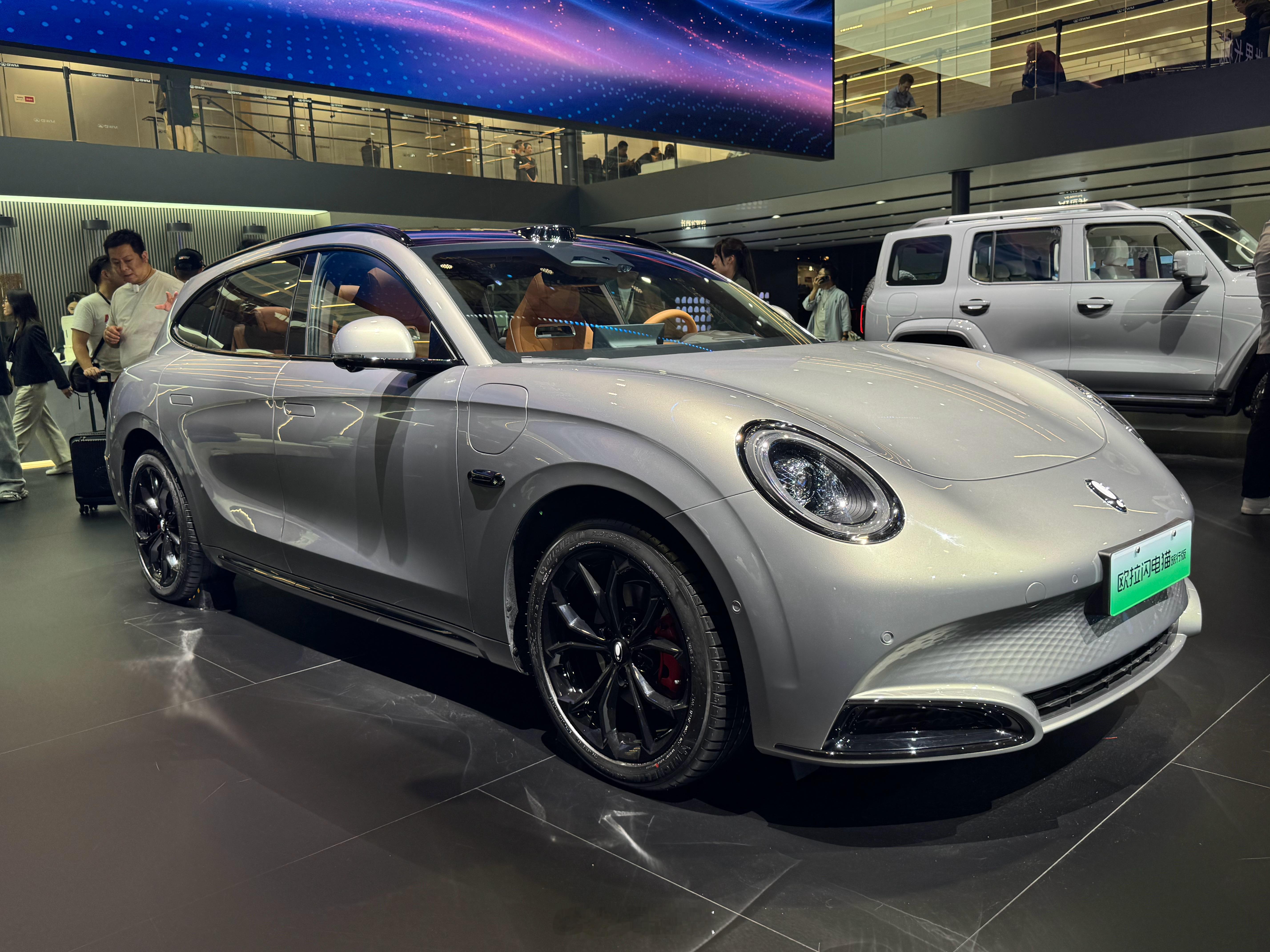 帕拉梅猫Sport Turismo[污][污]这造型，协调不？2025上海车展上