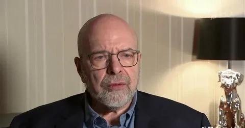 “一个大国的软弱，只会招致更多的袭击”。12月29日，美国国家利益中心创始人兼总