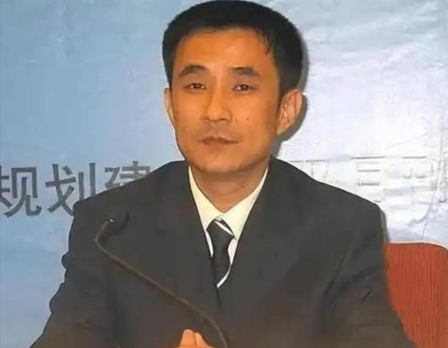 1999年，江西一位年轻人卖掉了加油站，用钱在北京郊区买了600亩地，赚了50多